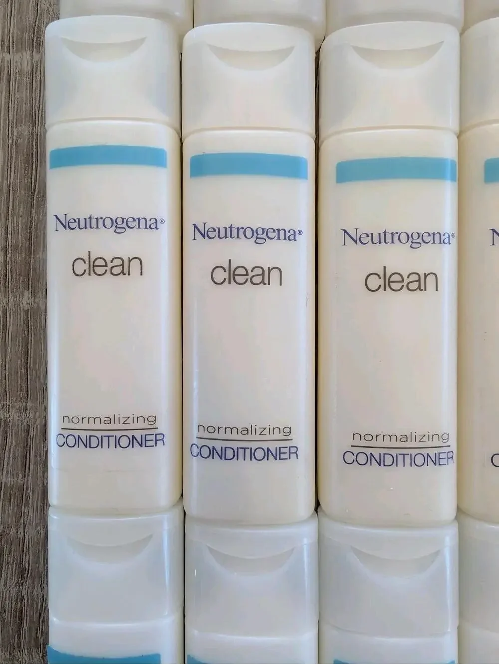 Neutrogena Clean Normalizing Shampoo Conditioner Lotion Travel Size 1 oz each